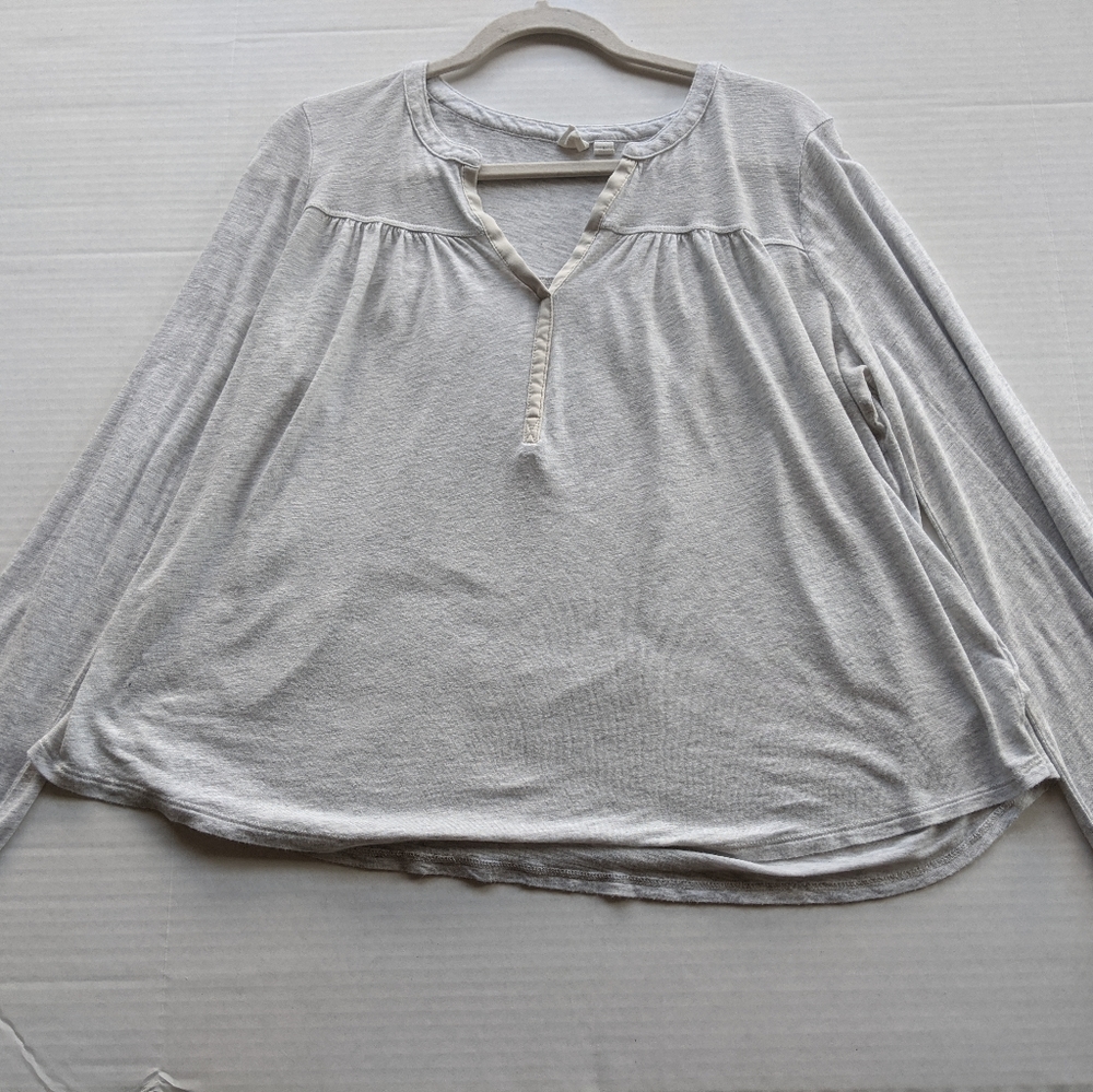 GAP Long Sleeve Shirt